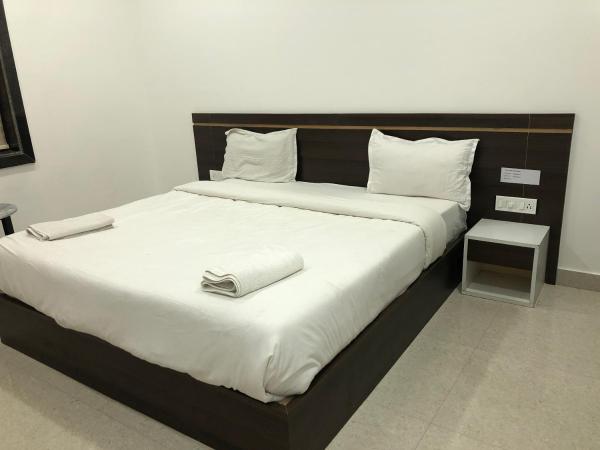 Meridian Hotel & Resort : photo 3 de la chambre chambre double ou lits jumeaux