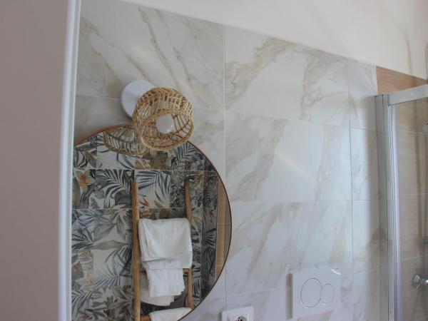 bariairport : photo 5 de la chambre chambre quadruple confort