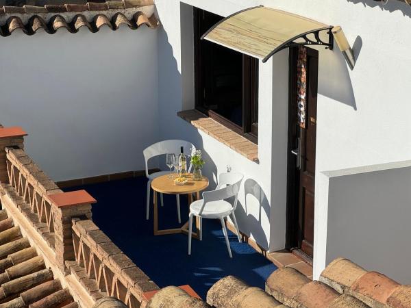 Casual Ilbira Granada : photo 1 de la chambre chambre double avec terrasse