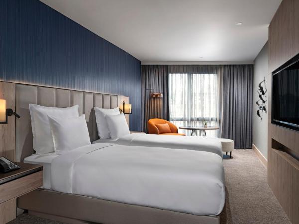 Crowne Plaza Istanbul - Ortakoy Bosphorus, an IHG Hotel : photo 2 de la chambre chambre lits jumeaux premium