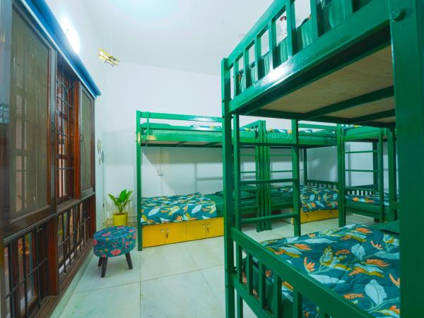 House of Stories - Indiranagar : photo 1 de la chambre lit dans dortoir mixte de 8 lits 