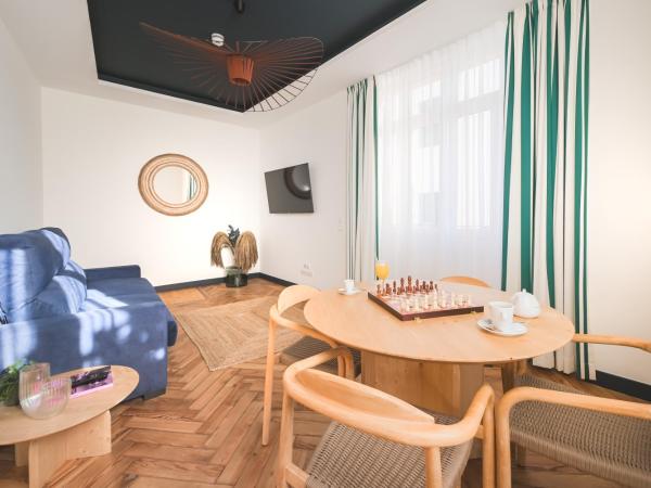 Hôtel & Spa Madison Saint Jean de Luz : photo 10 de la chambre appartement avec balcon