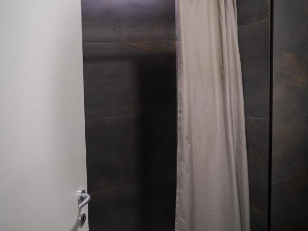 Hostelò - Luxury Hostel : photo 4 de la chambre dortoir mixte de 6 lits