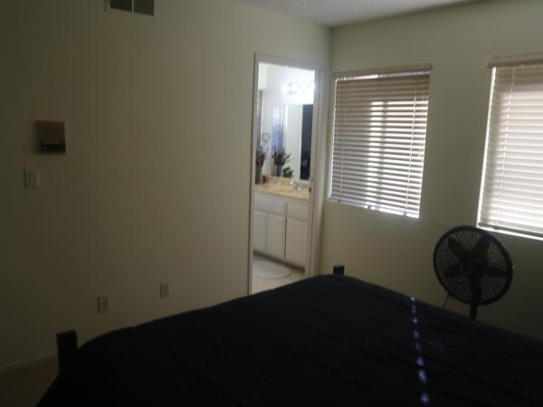 Bed and Breakfast in Hollywood Hills : photo 3 de la chambre suite familiale