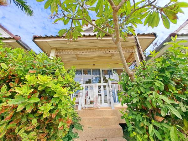 Prathana Garden Beach Resort : photo 1 de la chambre bungalow supérieur
