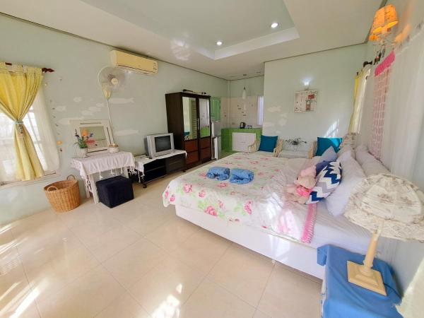 Prathana Garden Beach Resort : photo 3 de la chambre bungalow supérieur