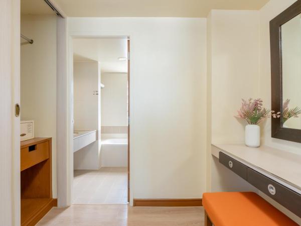 Sunshine Hotel & Residences : photo 4 de la chambre seaview deluxe room