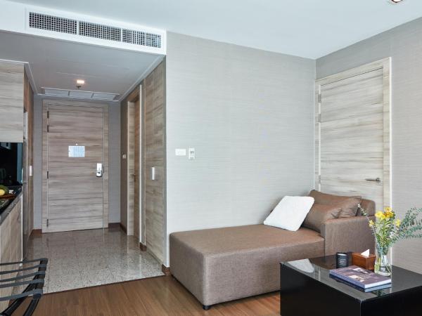 Adelphi Suites Bangkok - SHA Extra Plus : photo 3 de la chambre chambre studio lits jumeaux