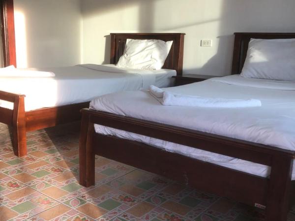 Phi Phi Sand Sea House : photo 4 de la chambre chambre double ou lits jumeaux standard avec climatisation