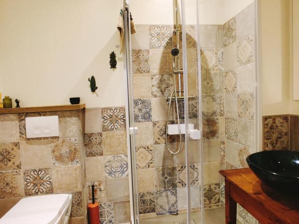 Au Coin Du Chemin : photo 1 de la chambre petite chambre double