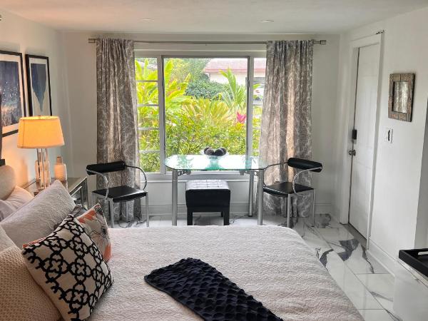 Paradise Gardens-Wilton Manors- Male only : photo 5 de la chambre chambre lit king-size deluxe