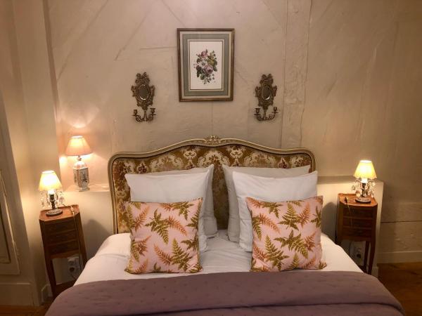 Reglisse et Pain d'Epices - Chambres d'hôtes : photo 1 de la chambre hébergement la pompadour - 1er étage