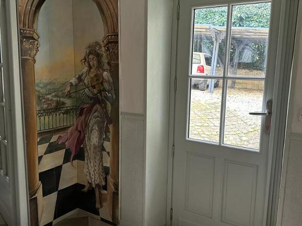 maison d'hôtes prince face au château du clos Luce : photo 7 de la chambre suite familiale