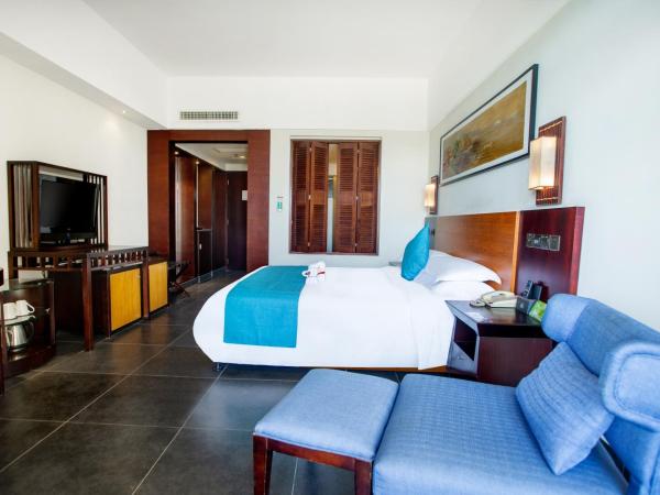 Shengyi Holiday Villa Hotel : photo 1 de la chambre chambre double deluxe avec balcon - vue sur mer