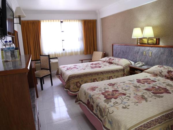 Hotel Baluarte : photo 8 de la chambre chambre double avec 2 lits doubles