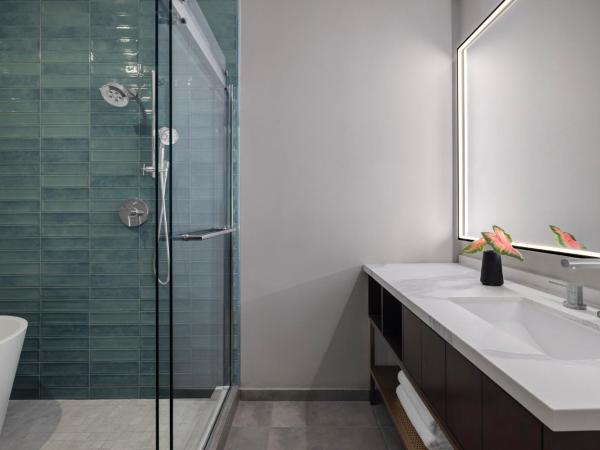 Kimpton Hotel Monaco Salt Lake City, an IHG Hotel : photo 2 de la chambre chambre lit king-size - Étage supérieur - vue sur ville