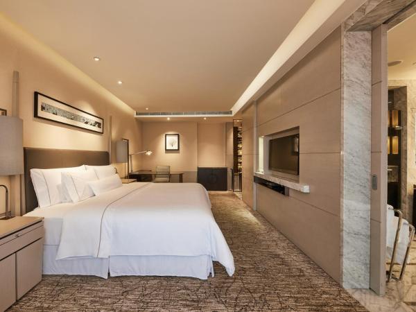 The Westin Ningbo : photo 1 de la chambre chambre lit king-size westin - vue sur ville