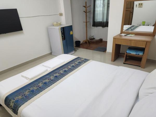 Green Apartment Kaset : photo 5 de la chambre chambre double deluxe