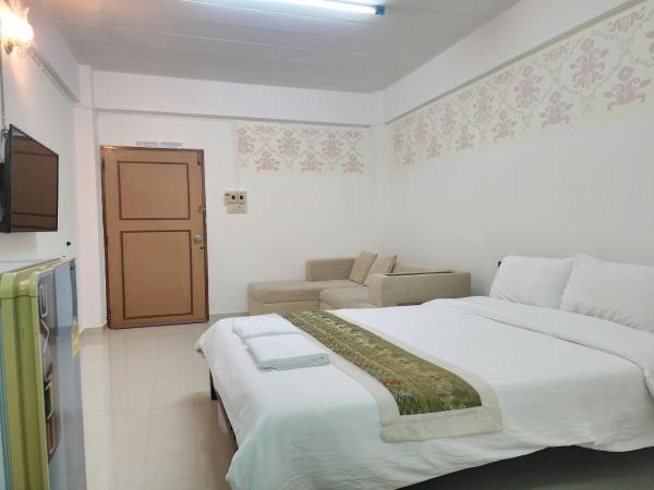 Green Apartment Kaset : photo 8 de la chambre chambre double deluxe