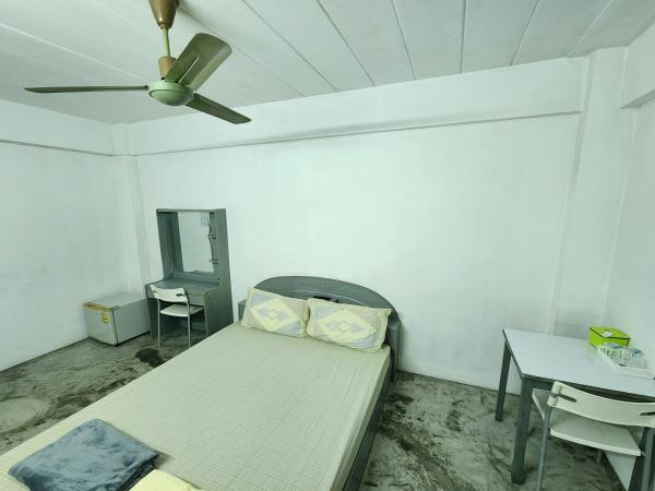 Green Apartment Kaset : photo 3 de la chambre chambre double Économique