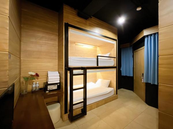 The Bedrooms Hostel Pattaya : photo 8 de la chambre chambre familiale