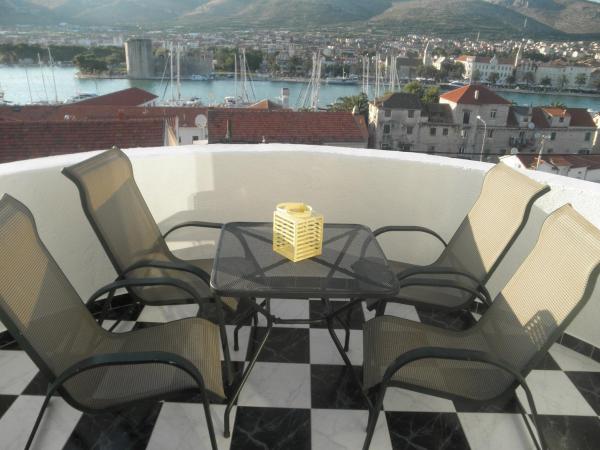Rooms Carija : photo 1 de la chambre studio avec balcon 