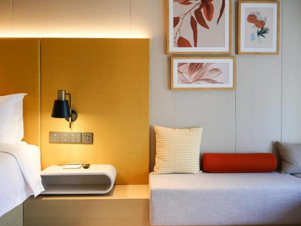 Hilton Garden Inn Nanjing Hexi Olympic Sports Center : photo 6 de la chambre chambre lit king-size