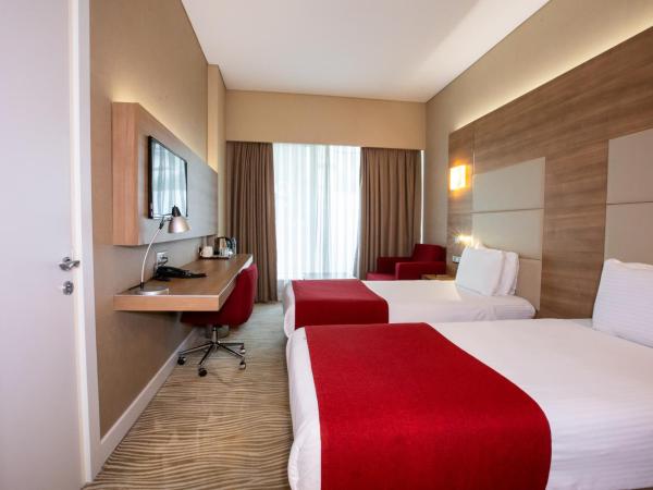 Ramada Encore Istanbul Kartal : photo 7 de la chambre chambre lits jumeaux - non-fumeurs