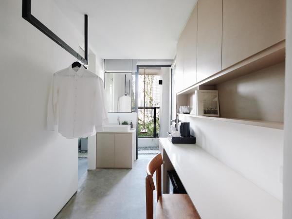 Lloyd's Inn Kuala Lumpur : photo 2 de la chambre chambre double ou lits jumeaux standard avec balcon