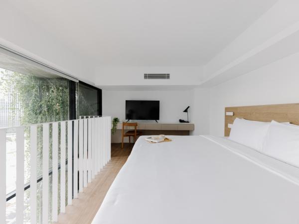 Lloyd's Inn Kuala Lumpur : photo 4 de la chambre chambre double ou lits jumeaux deluxe - vue sur ville