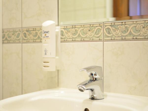 WenderEDU Business Center : photo 2 de la chambre chambre simple Économique