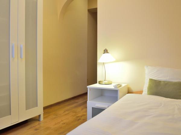 WenderEDU Business Center : photo 1 de la chambre chambre simple Économique