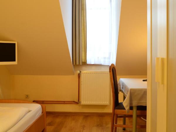 WenderEDU Business Center : photo 5 de la chambre chambre simple Économique