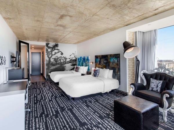 Lorenzo Hotel Dallas, Tapestry Collection by Hilton : photo 2 de la chambre chambre d'angle lit queen-size de luxe