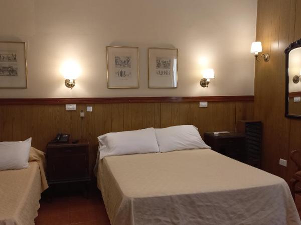 Cordoba Yolanda Hotel : photo 3 de la chambre chambre triple