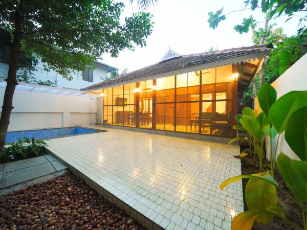 Once Upon The River, Aluva - Near Cochin International Airport : photo 1 de la chambre villa avec piscine privée