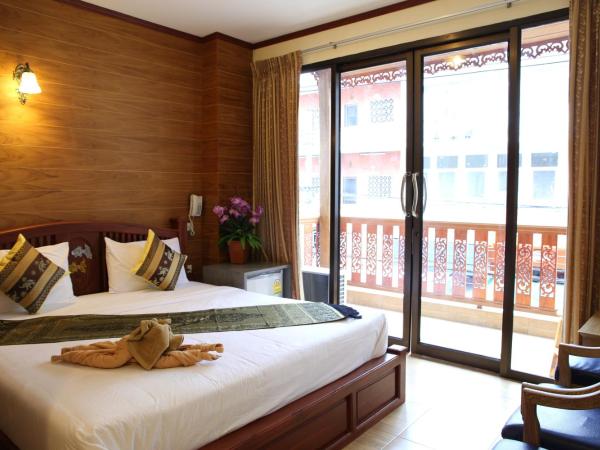 Tanee Place : photo 1 de la chambre chambre double exécutive de luxe avec balcon