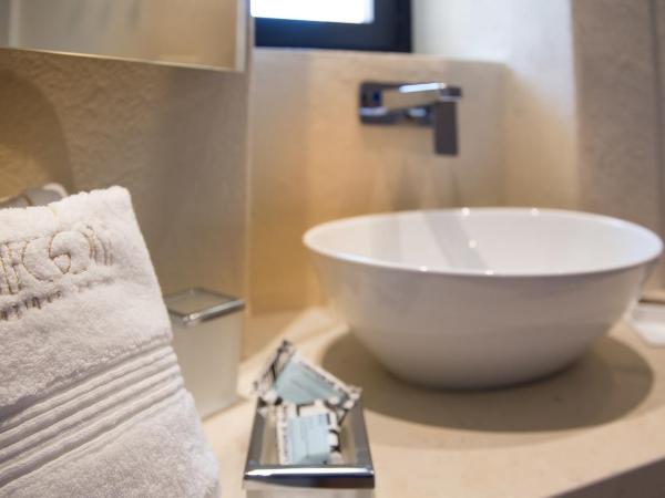 Allegory Boutique Hotel : photo 2 de la chambre suite junior avec douche à jets pour le corps - calisto