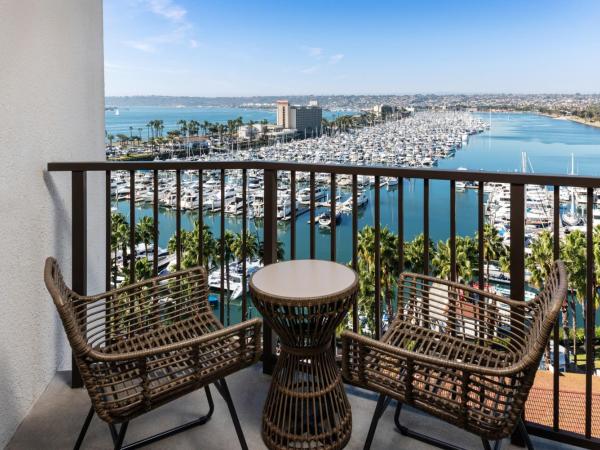 Sheraton San Diego Hotel & Marina : photo 1 de la chambre suite pacific lit king-size - tour marina
