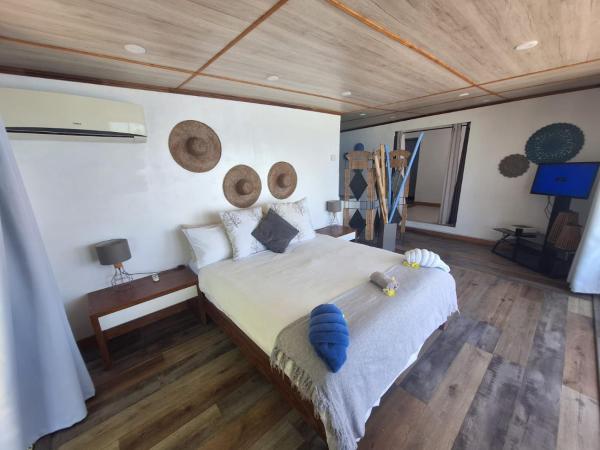 Les 2 canons : photo 3 de la chambre studio - vue sur mer