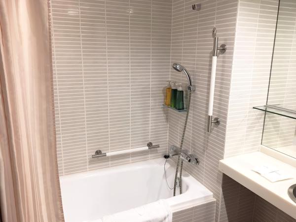 Hotel Brighton City Osaka Kitahama : photo 5 de la chambre chambre lits jumeaux d'angle deluxe hollywood - fumeurs (chambre universelle)