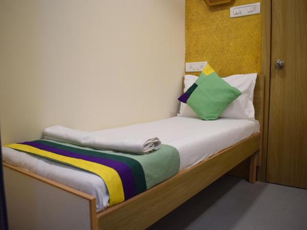 ZEST STAYS - IIT : photo 1 de la chambre petite chambre double