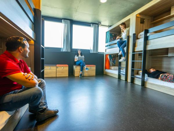 The People - Paris Marais : photo 4 de la chambre lit dans dortoir de 8 lits