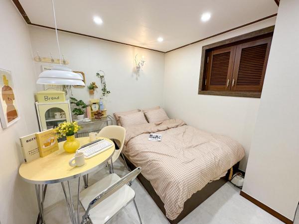 8 Hotel : photo 9 de la chambre chambre supérieure lit queen-size