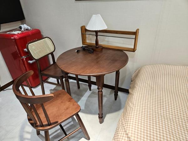 8 Hotel : photo 8 de la chambre chambre supérieure lit queen-size