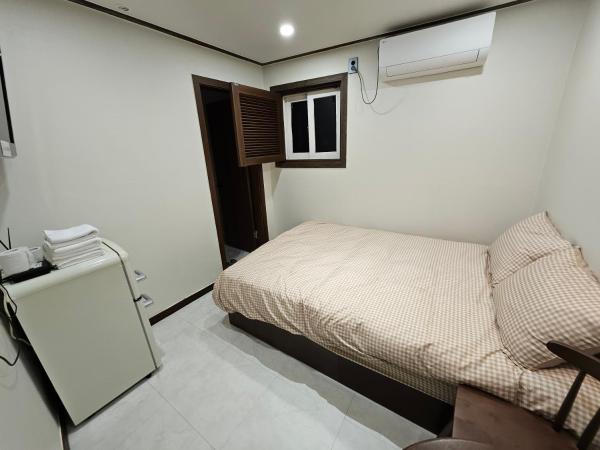 8 Hotel : photo 10 de la chambre chambre supérieure lit queen-size