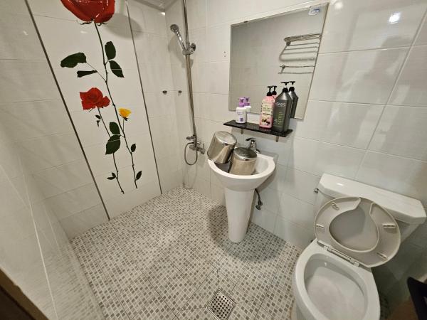 8 Hotel : photo 10 de la chambre chambre supérieure lit queen-size