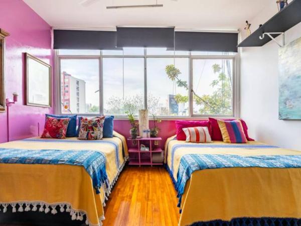 ITZAE Polanquito CDMX Lincoln Park dog friendly : photo 9 de la chambre chambre quadruple avec salle de bains commune