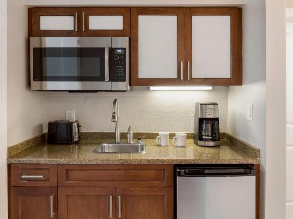 Marriott's Lakeshore Reserve : photo 4 de la chambre chambre lit king-size avec canapé-lit