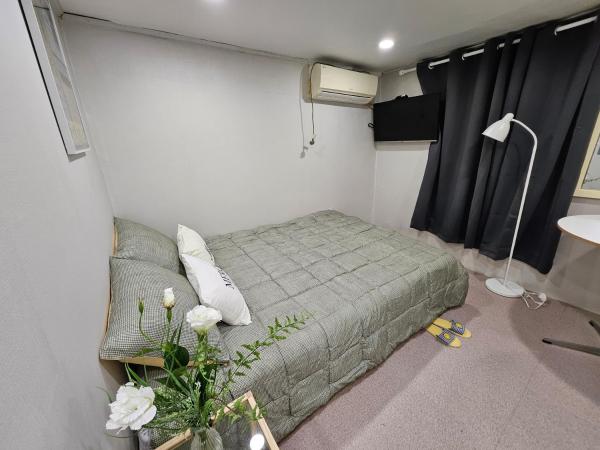 Seoul Stay : photo 4 de la chambre chambre double avec salle de bains privative